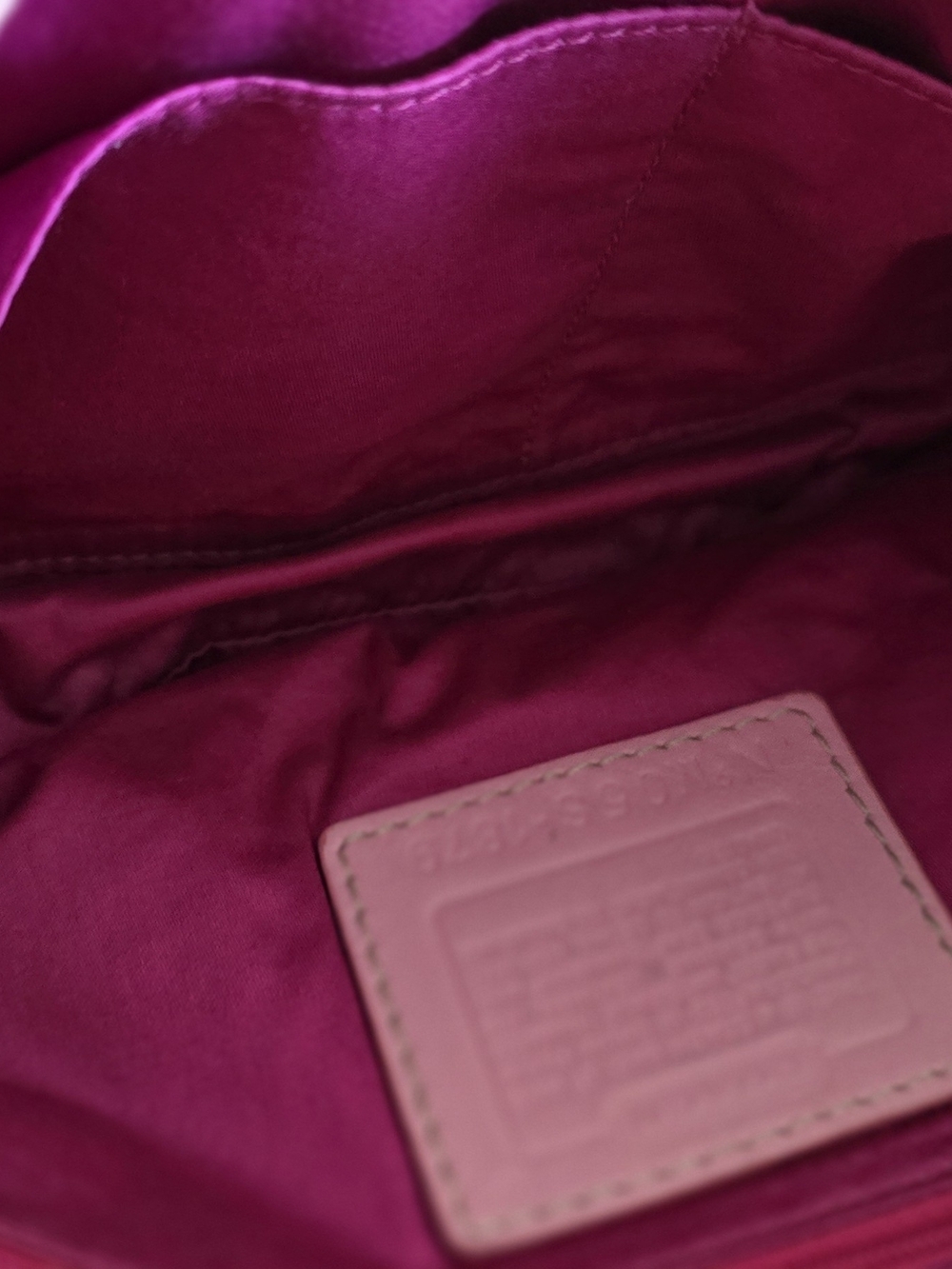 COACH  Hampton Soho Y2K Cream and Pink Leather Shoulder Bag with Flap and Buckle - Picture 9 of 13